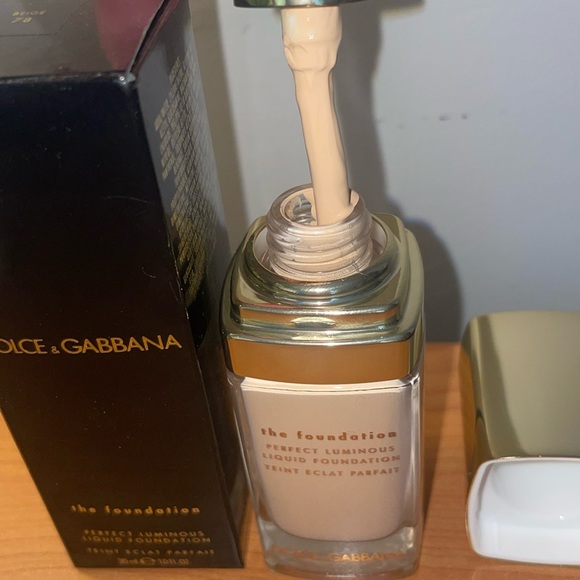 Dolce & Gabbana the foundation. Shade beige 78. - Picture 3 of 4